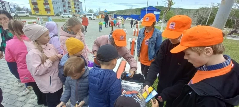 Дадим шар Земной детям