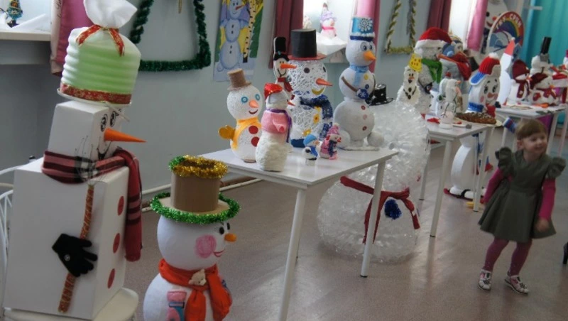 Районная выставка-конкурс «Марш снеговиков»