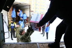 Сахалинским бойцам отправили 14 тонн гуманитарного груза и личных посылок ко Дню защитника Отечества