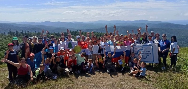 Восхождение на гору Крестовую в День физкультурника