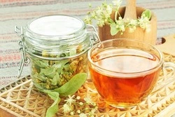 Фурункулы и нарывы: лечение травами