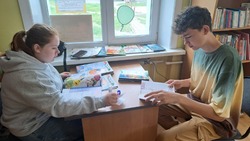 Продолжается работа по  трудоустройству  несовершеннолетних граждан