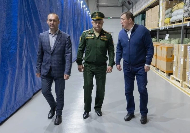 Новую партию спецтехники отправили с Сахалина для бойцов на СВО