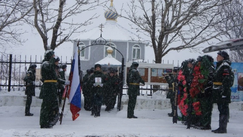 Мы будем помнить о героях, мужественно сражавшихся за нашу Родину