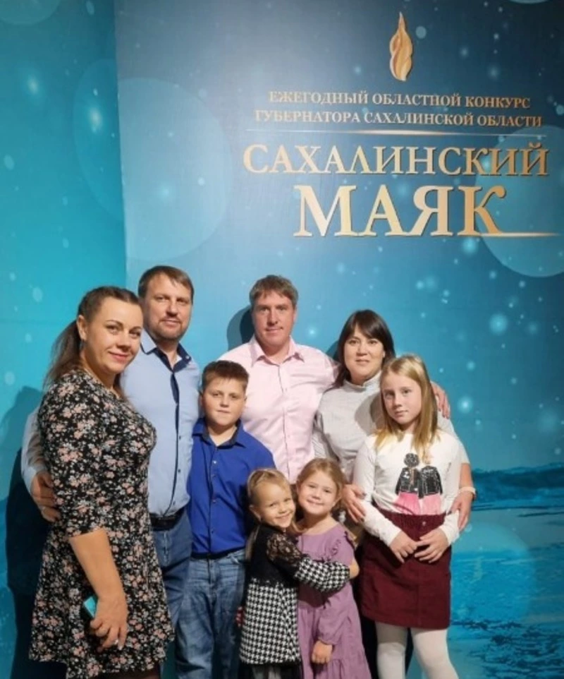Валерий Лимаренко наградил томаринских победителей 