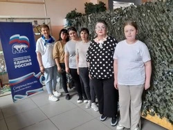 Спасибо всем, кто  приближает нашу Победу!