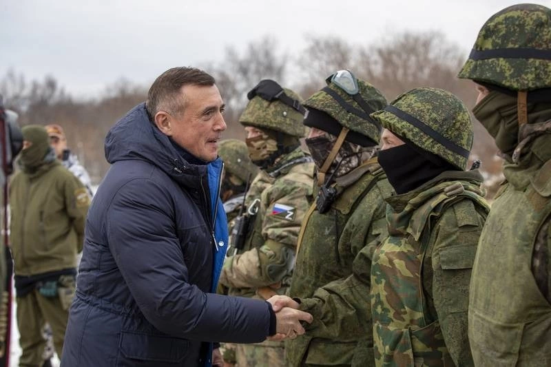 Первая группа сахалинских  военнослужащих завершила  обучение управлению беспилотника