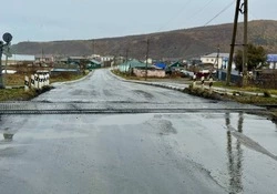 Обновили дорогу у  железнодорожного переезда