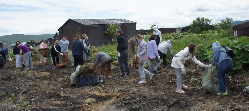 В Томари провели  патриотический субботник 