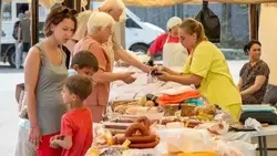 Свежие продукты, саженцы и бесплатный концерт ждут южносахалинцев на ярмарке 6 июня